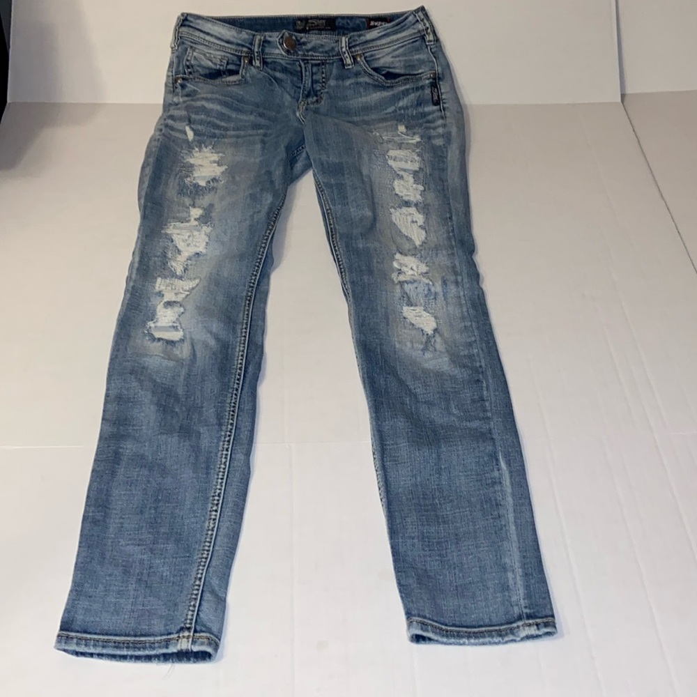 Silver Jeans Women’s Boyfriend Stretch Size W 26 / L 29 Distressed Blue Jeans